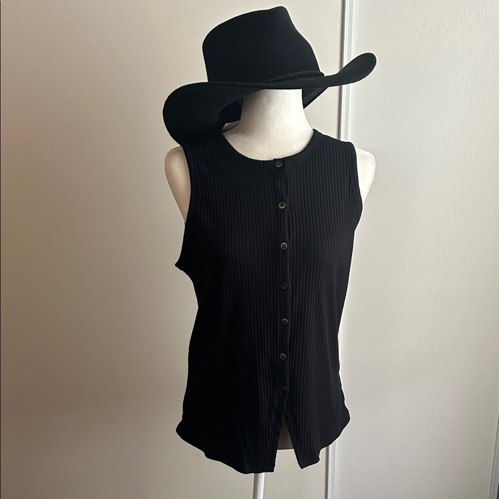 Old Navy Black Ribbed Sleeveless Button-Front Tank